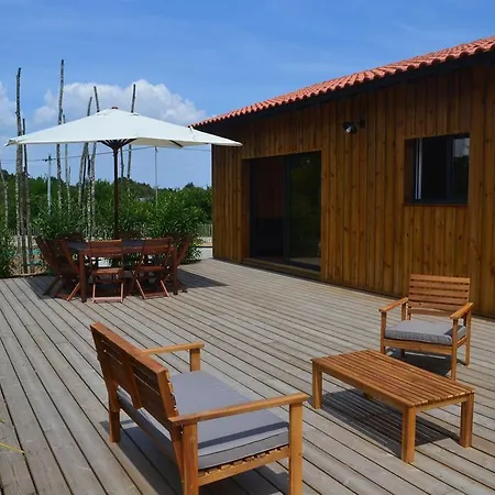 Les Cabanes De Talais *