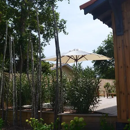 Les Cabanes De Talais 빌라 *