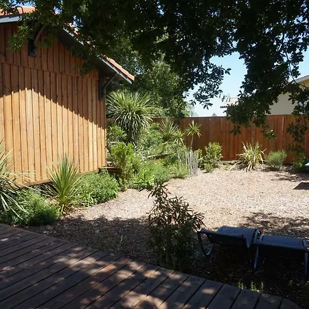 Les Cabanes De Talais *