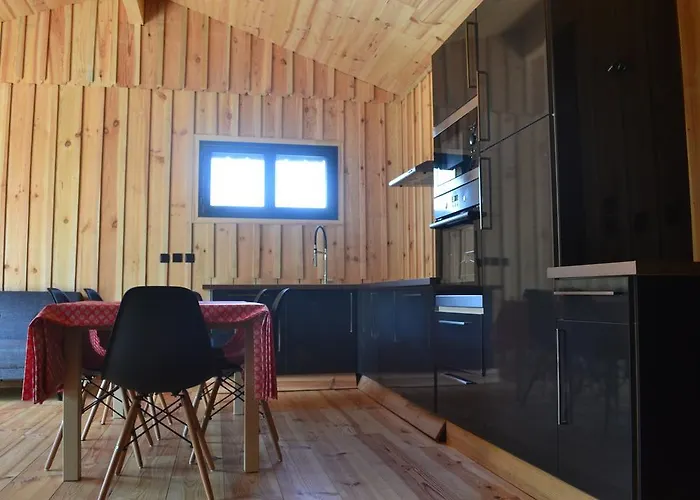 Les Cabanes De Talais Villa