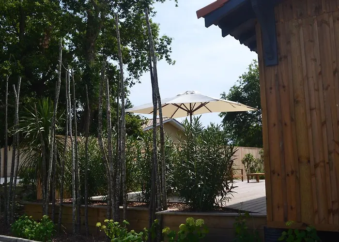 Les Cabanes De Talais Villa *